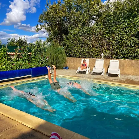 Le Noisetier At Les Hiboux Prázdninový dům *