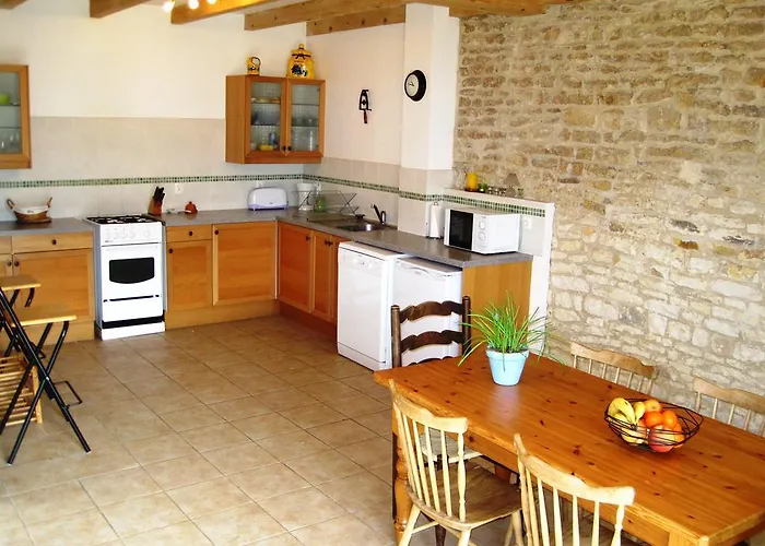 Le Noisetier At Les Hiboux Semesterbostad