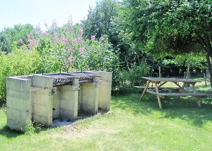 Semesterbostad Le Noisetier At Les Hiboux